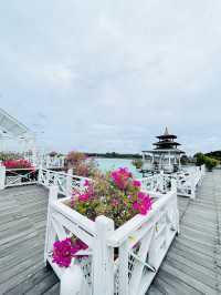 MABUL WATER BUNGALOWS