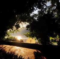 Explore out by walking along Mekong -Kharn 