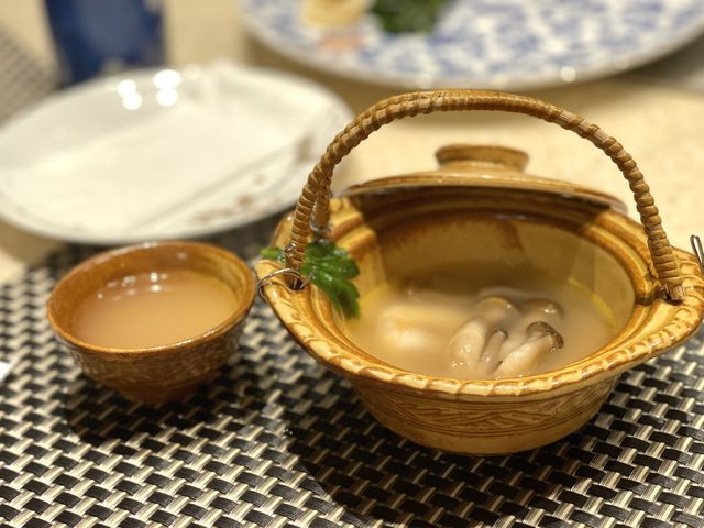 💁🏻‍♂️🌟鉄人旨花鉄板燒餐 有前菜、 沙律 、汁煮白鱈魚、龍蝦、和牛、炒飯、雞湯及甜品