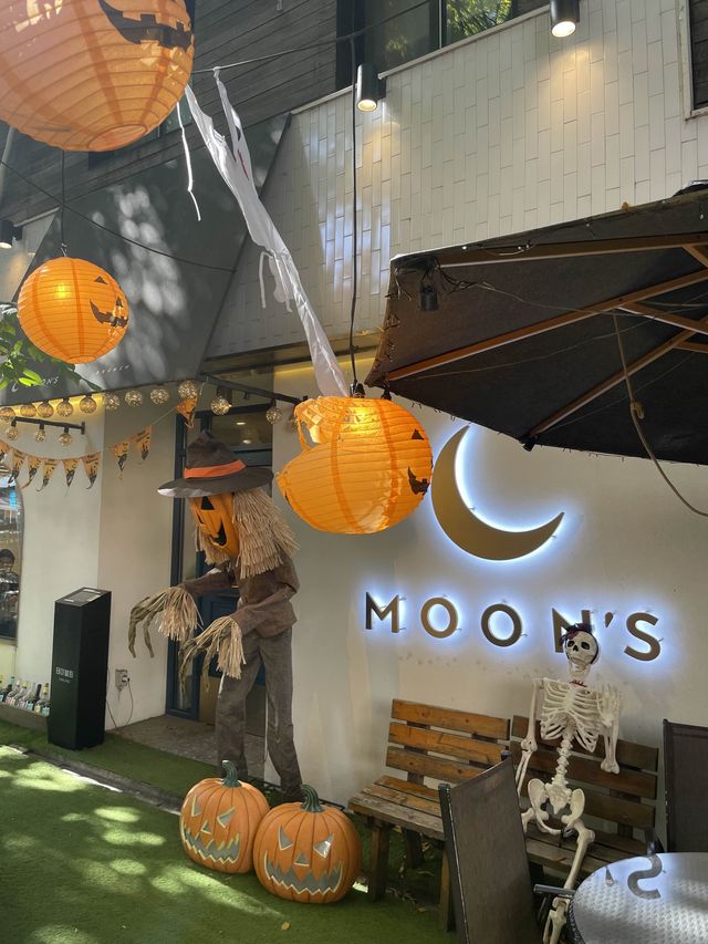 이번 주말 당장 가야할 곳:: 보정동 카페거리🎃