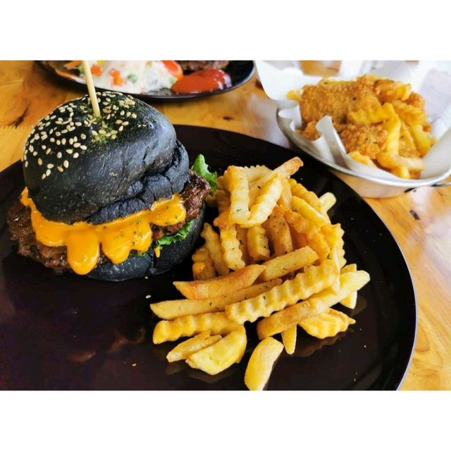 เบอร์เกอร์ &​ สเต็ก ราคาประหยัด 