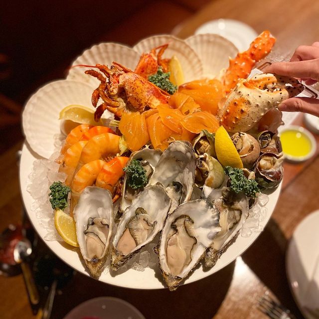 朗廷酒店Staycation ｜豐富海鮮餐與熟成牛扒