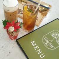 Olive tree café คาเฟ่ดี นิมมานฯซอย5