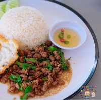 คาเฟ่ที่น่ามาที่สุดในเนินมะปราง