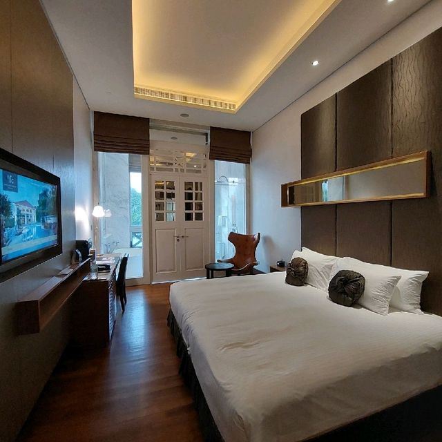Fort Canning Hotel deluxe room