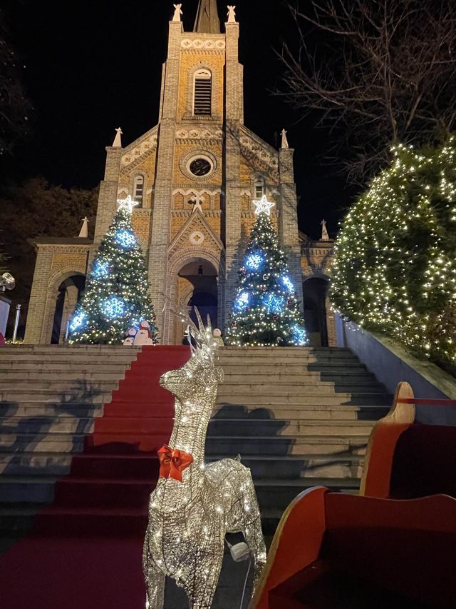 크리스마스 빌리지에서 인생사진 찍자!아신 공세리 성당🎅