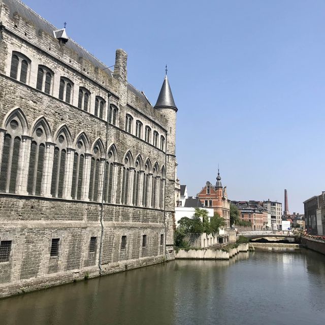 Ghent. The perfect day trip from Brussels ❤️
