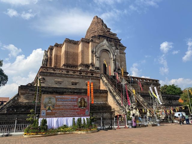 Wat Chedi Luang Temple Chiangmai