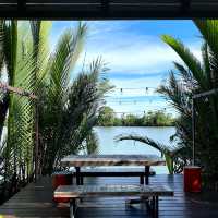 บ้านพักริมน้ำใกล้กรุงเทพ บรรยากาศสุดชิล