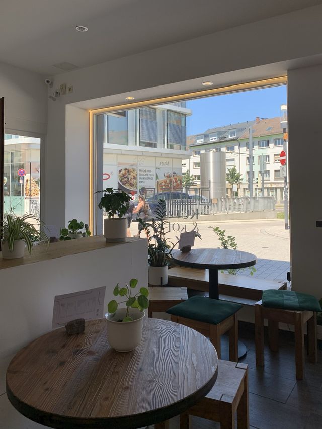 🇩🇪 독일 프라이부르크 - 커피가 맛있는 스페셜 티 카페 Bächle