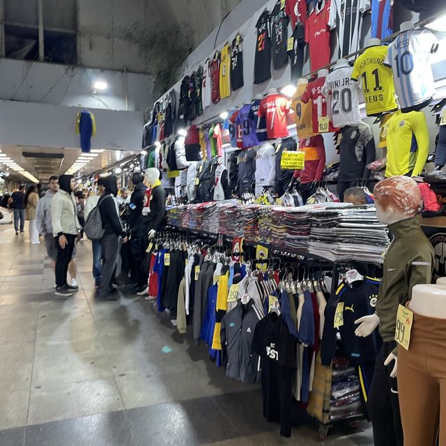 土耳其遊記 Istanbul 在海邊附近的小型shopping mall