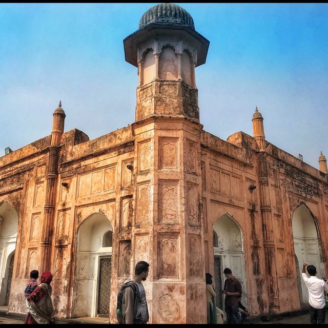 Classic architecture in Dhaka 👀