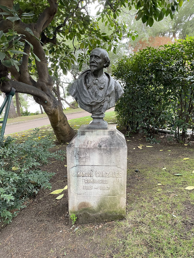 Sculptures in Saint Martin Garden.