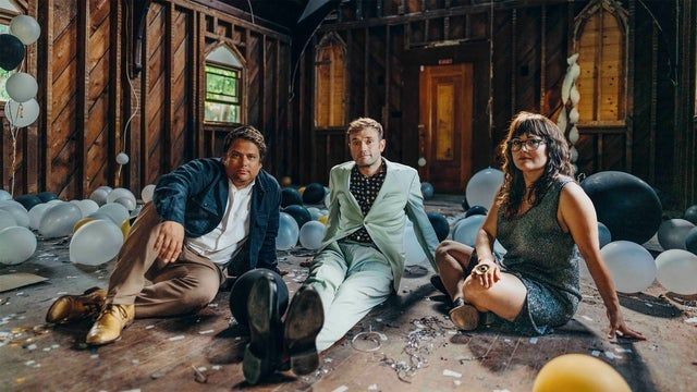 Nickel Creek - Powered by PNC 2023 (Austin) | Moody Amphitheater