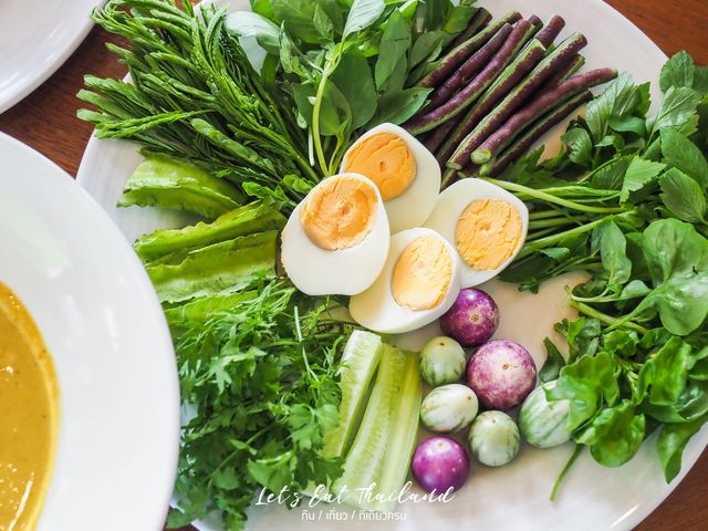 บ้านคุณหญิง (Chez Khun Ying) บ่อผุด