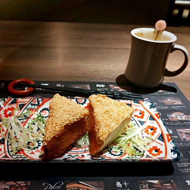 走青  日式居酒屋集團的港式美食店