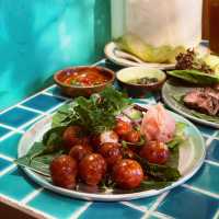 大角咀｜特色泰北菜。Restoran SAYA