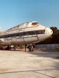 Abandoned Boeing 747-100 in Shanghai 