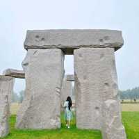 STONEHENGE
