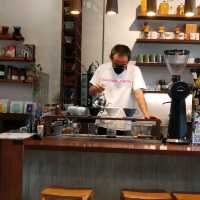 เสพศิลป์ กินกาแฟ...Gallery Drip Coffee Chiang Mai