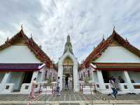 ไหว้พระ ถ่ายรูป วัดอรุณ กันเถอะ