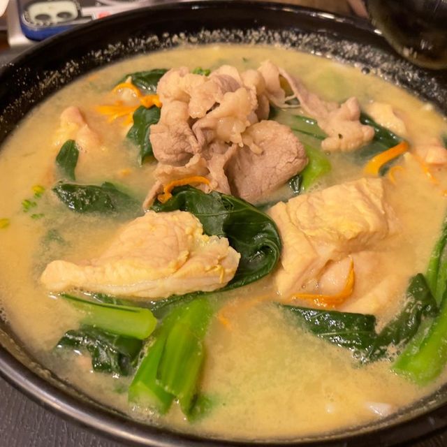 好出名嘅 油麻地龍蝦湯🦞 泡飯 燉湯 