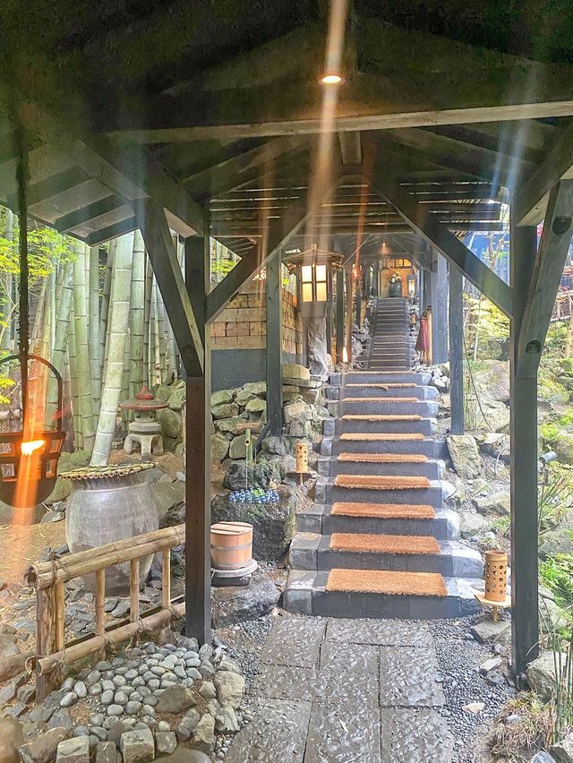 【熊本】まるで別世界に竹に囲まれた最高級温泉宿！芸能人もお忍びで泊まる温泉宿が異次元すぎた