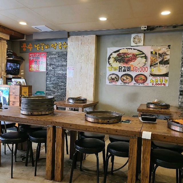 춘천에서 가장 가성비 좋은 닭갈비집 '봉수'