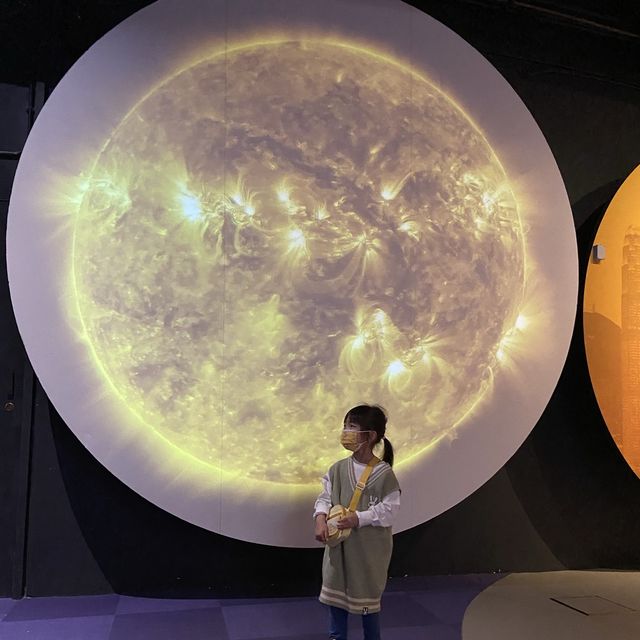有得玩有野學既地方 📍香港太空館