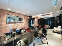 Executive lounge for all guests