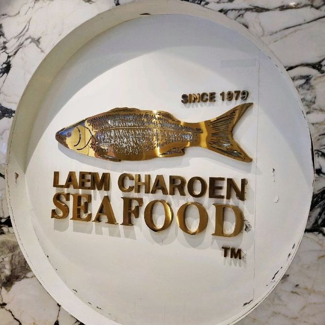 An Amazing Seafood Dinner At Laem Charoen 