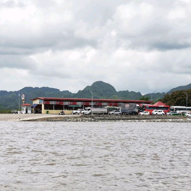 海防到吉婆島(Cat Ba)唯一交通—渡輪碼頭Bến phà Gót
