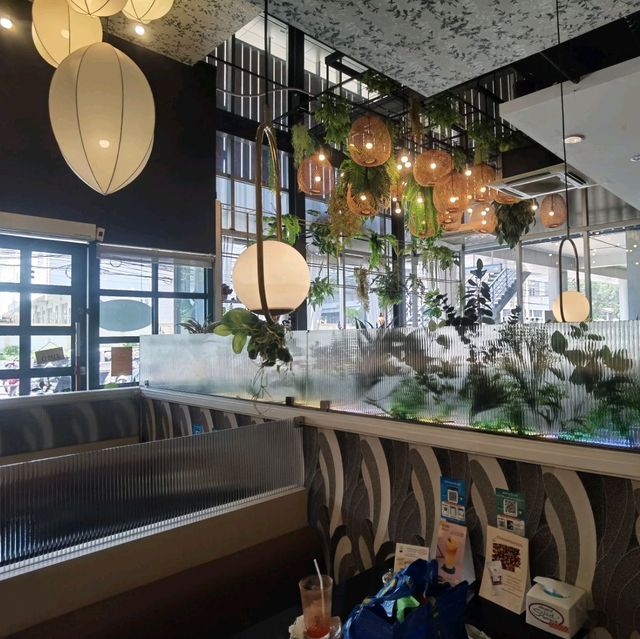 清邁醫護界最推薦既餐廳Salad Terrace