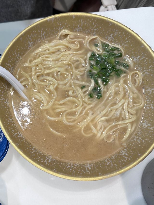 一人主理的高質小店( ´͈ ᵕ `͈ )◞♡