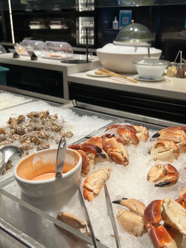 花膠任食 豐富海鮮抵食自助午餐