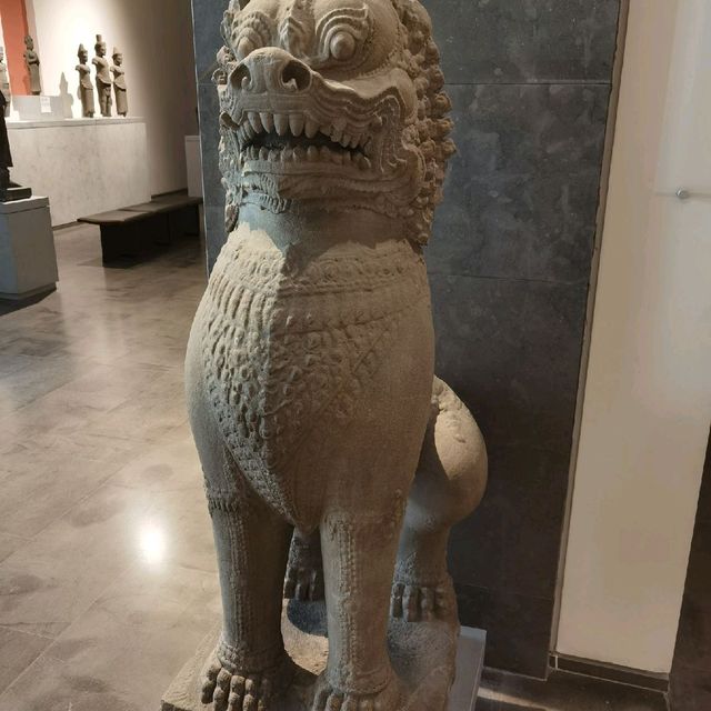 Centuries of Asian arts in Paris