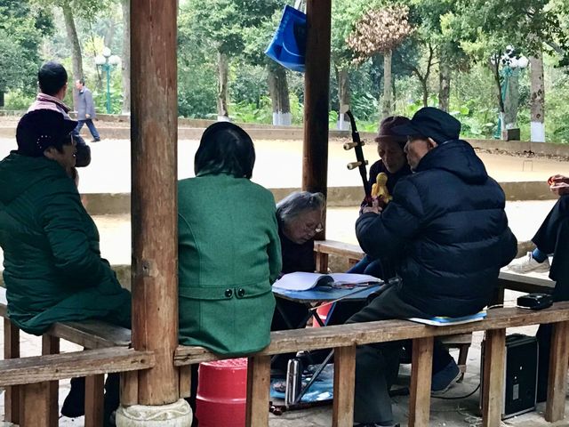 어디서도 보지못한 카르스트 도심 비주얼을 볼 수 있는 곳, 양숴공원