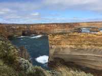 Natural art masterpiece: Twelve Apostles Rock