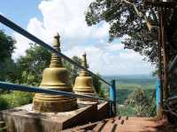 วัดถ้ำเสือ ชมวิวเมืองกระบี่ บันไดสูง 1,237 ขั้น