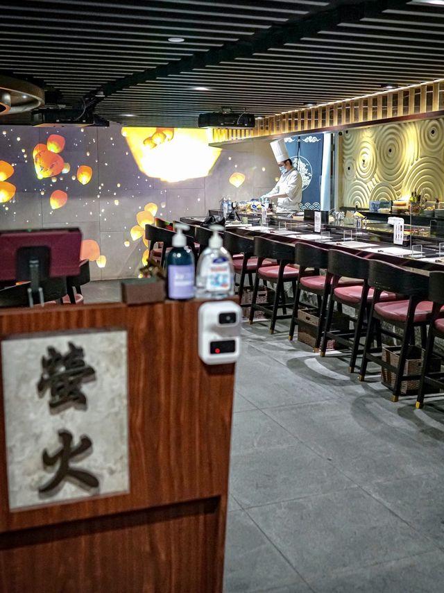 螢火新式鐵板燒，龍蝦套餐你要叫