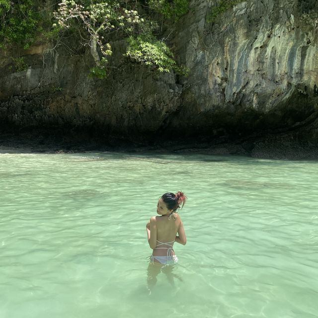 Island girl 🌊