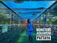  Monsters aquarium pattaya  สวนสัตว์ในร่ม