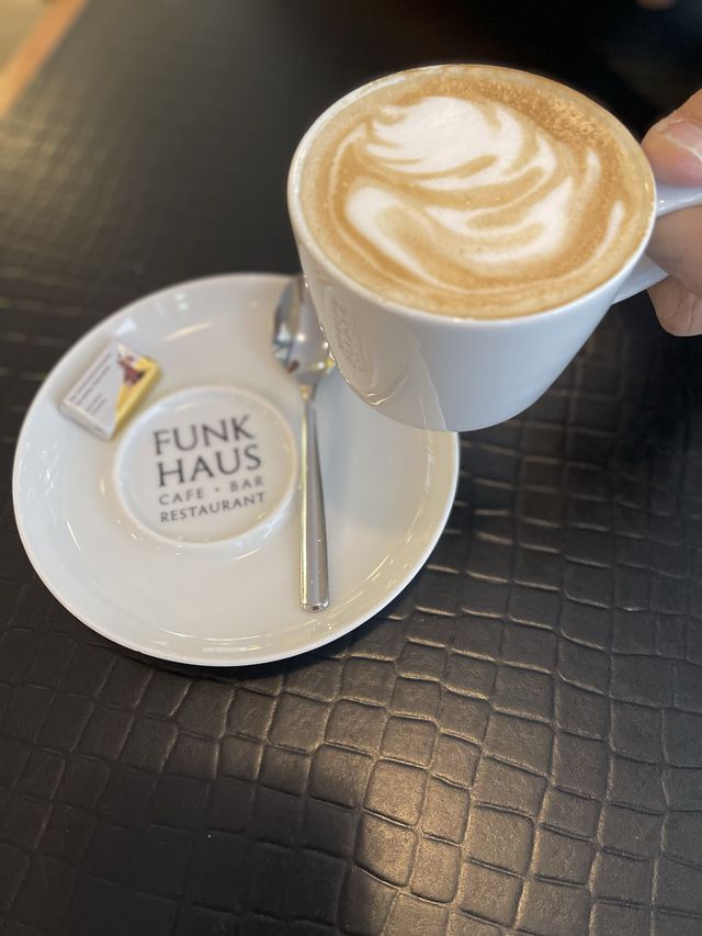 Funkhaus Cafe-Bar-Restaurant