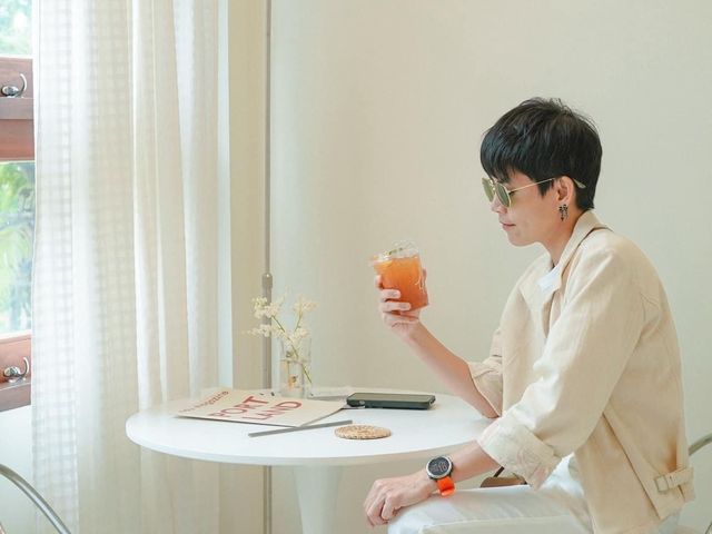linlin.café ลิน ลิน คาเฟ่ โฮมคาเฟ่สีขาวมินิมอล