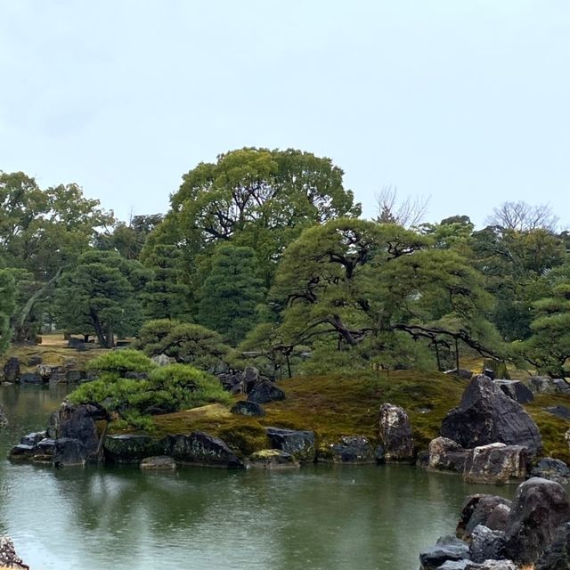 春の二条城