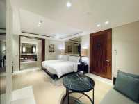Spacious twin room for staycation