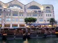 ไปนั่ง Singapore River Cruise ชมเมืองกัน