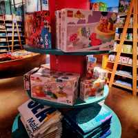 Legoland Sealife Souvenior Shop