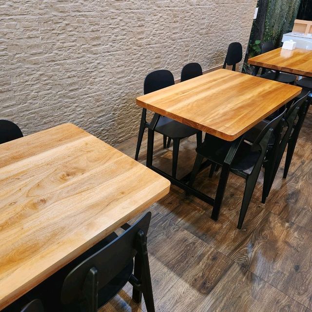 한식이 맛있는 카오산로드 홍익인간