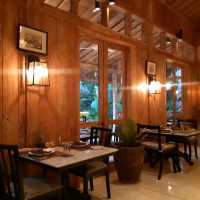 발리 짐바란 다이닝 레스토랑 kayumanis resto